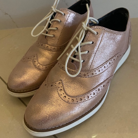Cole Haan Original Grand Rose Gold Wingtip Oxfords Lightweight Size 8B RRP $180 - Picture 5 of 10